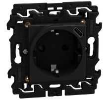 Bticino Light Now - розетка немецкого стандарта с USB C 2К+З, цвет черный - YD4141USB