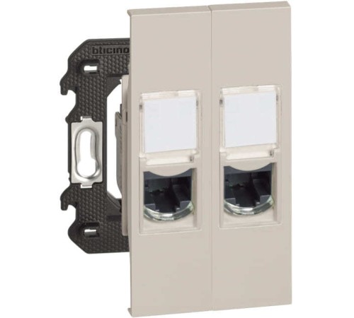 Розетка компьютерная 2 разъёма RJ45 cat5e UTP 2 модуля. Цвет Песочный. Bticino серия Living Now. K4702+KM4279C5E+KM4279C5E+KM07+KM07