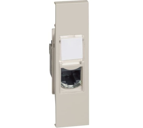Розетка компьютерная RJ45 cat5e UTP 1 модуль. Цвет Песочный. Bticino серия Living Now. KM4279C5E+KM07